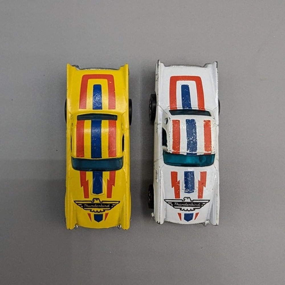 Lot of 2 Hot Wheels '57 Tbirds